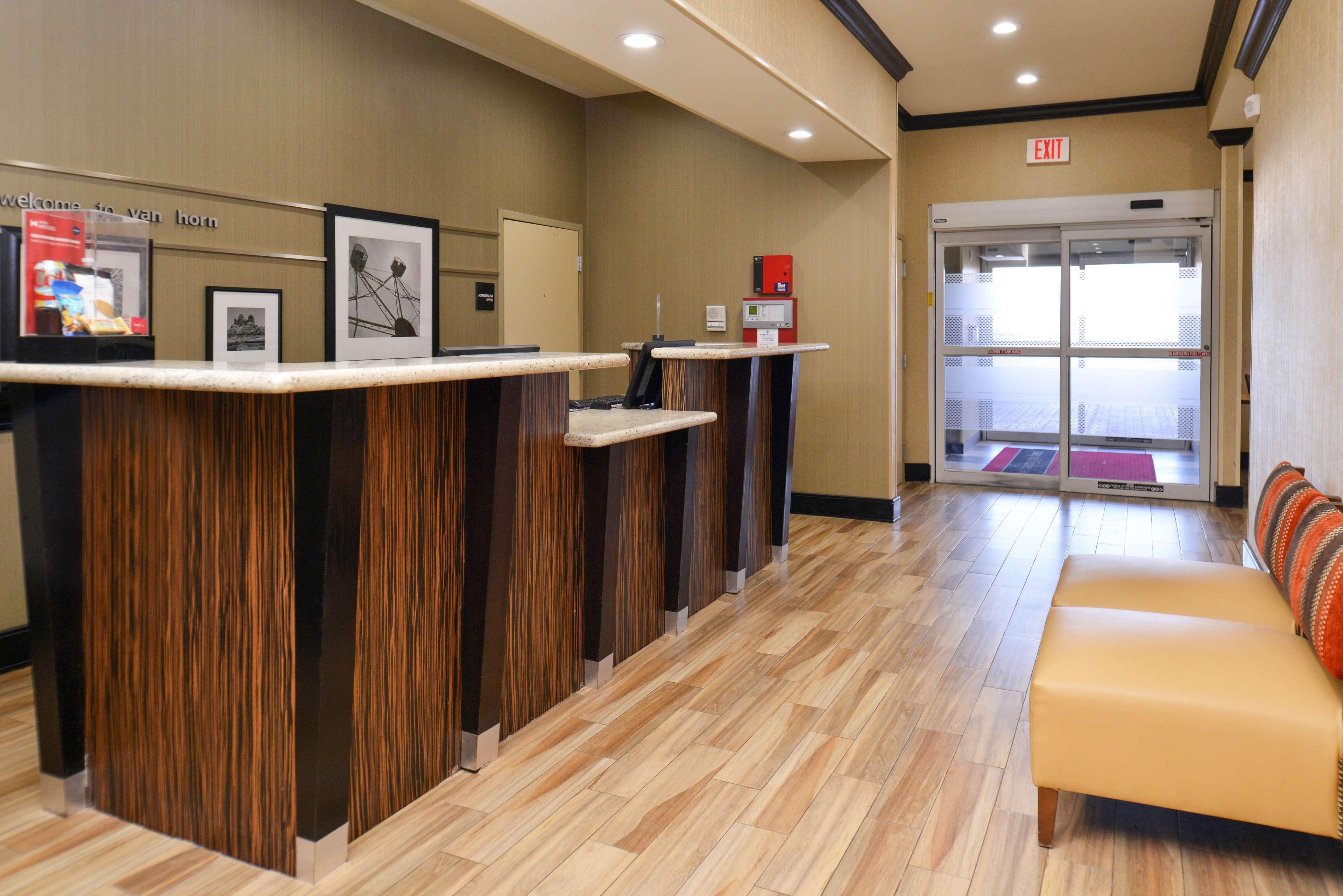 Hampton Inn Van Horn Exterior photo