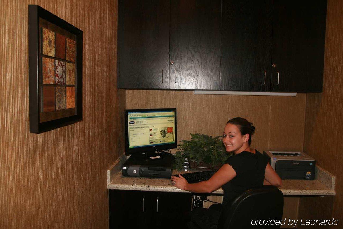 Hampton Inn Van Horn Facilities photo